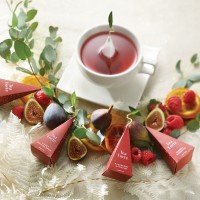 Cutie cu 4 piramide ceai Petite Tea Tree Warming Joy